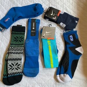 Men’s athletic socks.  Sizes range Large-XL Bundle